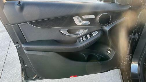 2021 Mercedes-Benz GLC 300 4MATIC