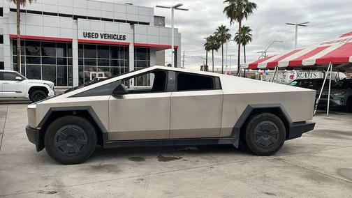 Ultra-Hard Stainless Steel 2025 Tesla Cybertruck All-Wheel Drive