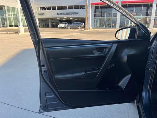 2016 Toyota Corolla LE Premium