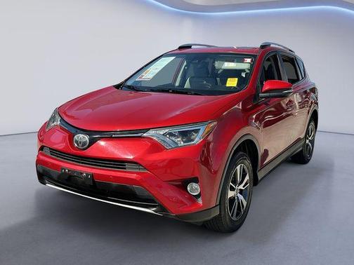 Barcelona Red Metallic 2016 Toyota RAV4 XLE