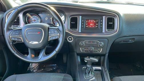 2015 Dodge Charger SE