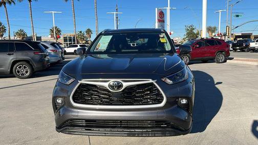 2023 Toyota Highlander XLE