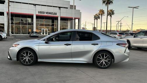 2023 Toyota Camry SE