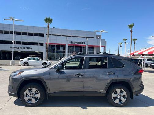 2024 Toyota RAV4 Hybrid LE
