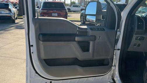 Oxford White 2019 Ford F-150 XLT