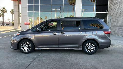 Predawn Gray Mica 2020 Toyota Sienna XLE Premium