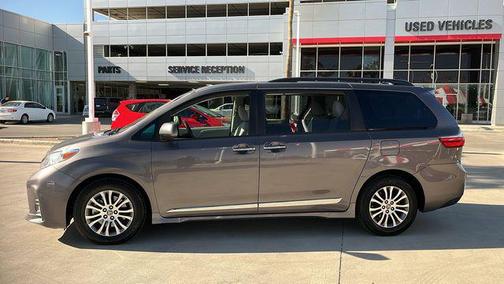 Predawn Gray Mica 2020 Toyota Sienna XLE Premium