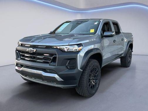 Sterling Gray Metallic 2025 Chevrolet Colorado Trail Boss