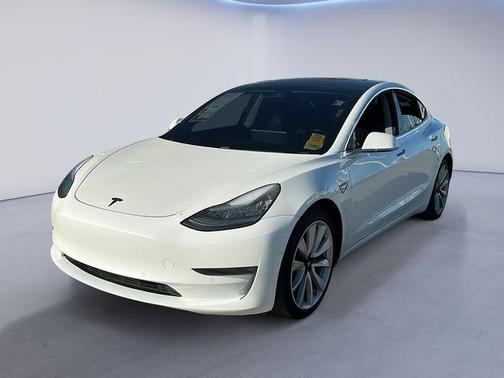 2019 Tesla Model 3 Standard Range Plus