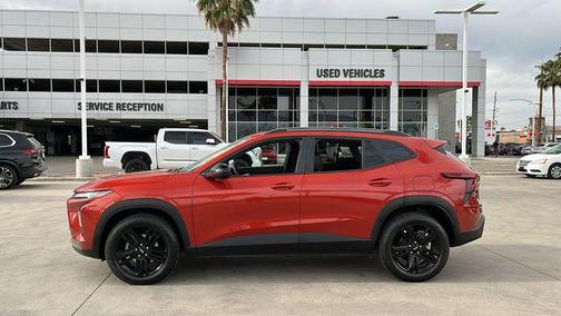Cayenne Orange Metallic 2024 Chevrolet Trax FWD ACTIV