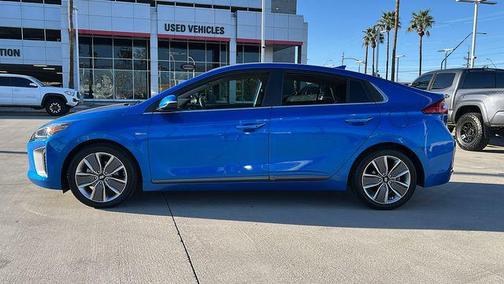 2017 Hyundai IONIQ Hybrid Limited