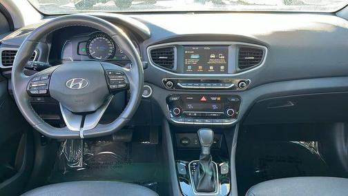 2017 Hyundai IONIQ Hybrid Limited