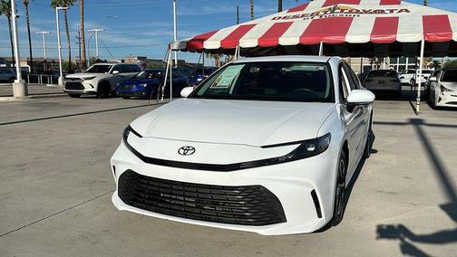 Ice 2025 Toyota Camry LE