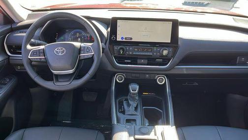 2026 Toyota Grand Highlander Hybrid XLE
