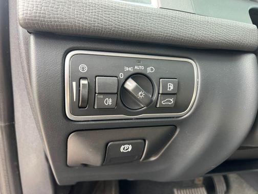 2017 Volvo XC60 T5 Inscription