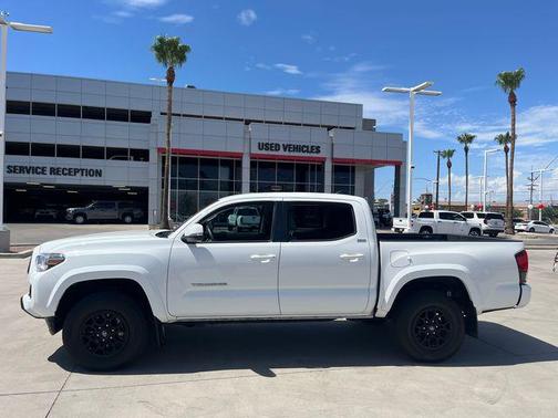 2022 Toyota Tacoma SR5