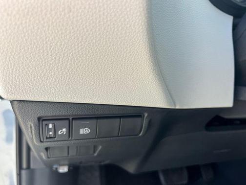 2025 Toyota Corolla Cross L