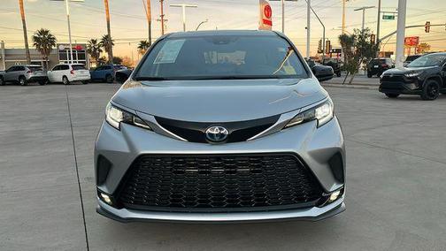 2021 Toyota Sienna XSE 7 Passenger