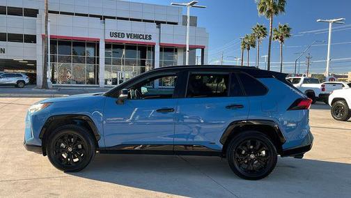 2022 Toyota RAV4 Hybrid SE