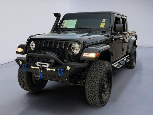 2021 Jeep Gladiator Sport