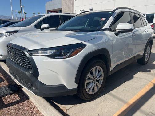 2022 Toyota Corolla Cross LE