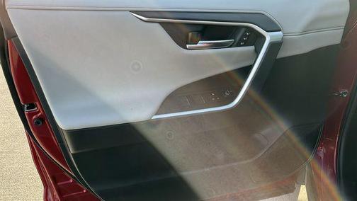 2022 Toyota RAV4 Limited