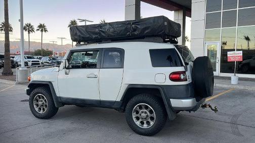 Iceberg 2012 Toyota FJ Cruiser Base