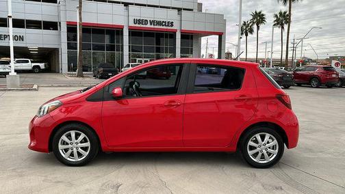 2015 Toyota Yaris LE