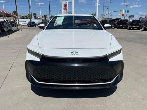 2023 Toyota Crown XLE