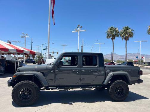 2021 Jeep Gladiator Sport S