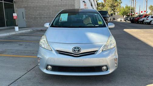 Sky 2014 Toyota Prius v Five