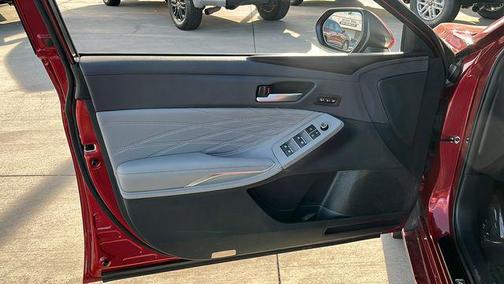 2019 Toyota Avalon Hybrid Limited