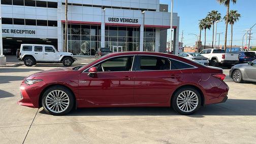 2019 Toyota Avalon Hybrid Limited