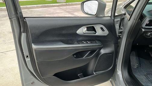 2020 Chrysler Pacifica Hybrid Limited