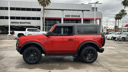 Hot Pepper Red Metallic Tinted Clearcoat 2024 Ford Bronco Black Diamond