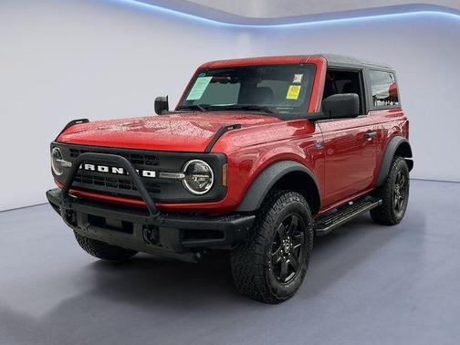 Hot Pepper Red Metallic Tinted Clearcoat 2024 Ford Bronco Black Diamond