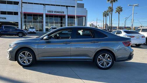 2023 Volkswagen Jetta 1.5T SE