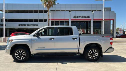 Silver Sky Metallic 2018 Toyota Tundra SR5