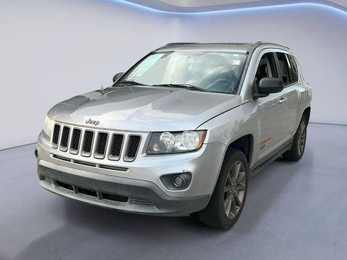 Billet Silver Metallic Clearcoat 2016 Jeep Compass 75th Anniversary