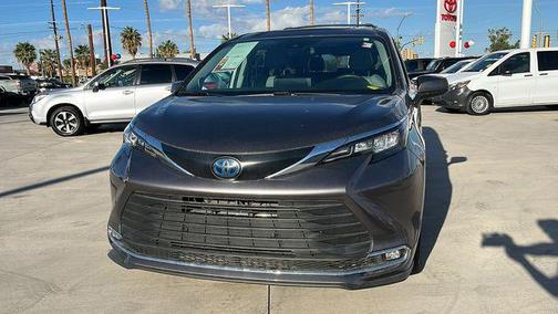 2024 Toyota Sienna XLE 7 Passenger