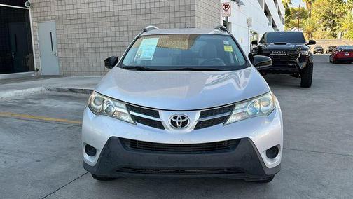 Classic Silver Metallic 2014 Toyota RAV4 LE