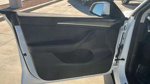 Pearl White Multi-Coat 2023 Tesla Model Y Long Range Dual Motor All-Wheel Drive