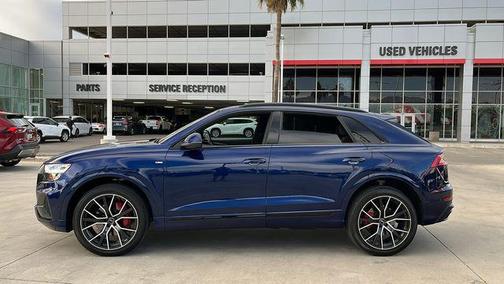 DARK BLU 2019 Audi Q8 3.0T Premium Plus