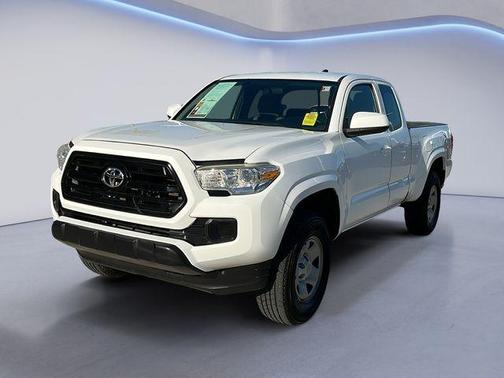 2016 Toyota Tacoma SR