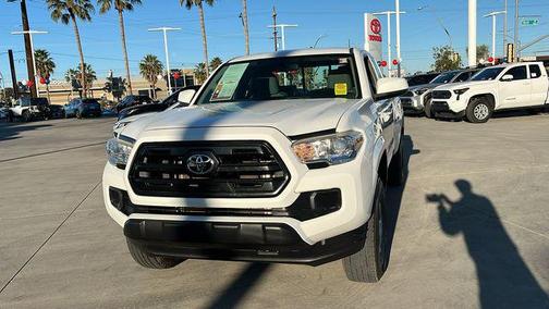2016 Toyota Tacoma SR