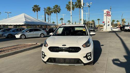 Snow White Pearl 2020 Kia Niro LXS