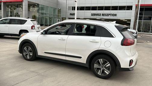 2020 Kia Niro LXS