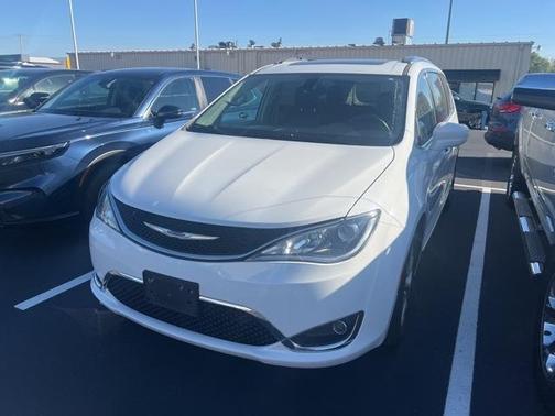 2018 Chrysler Pacifica Touring-L Plus