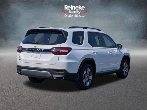 White Diamond Pearl 2026 Honda Pilot EX-L