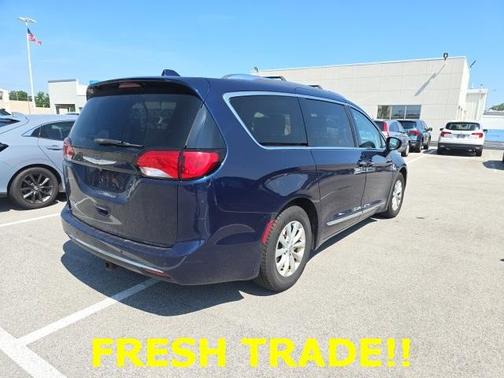 2018 Chrysler Pacifica Touring-L Plus